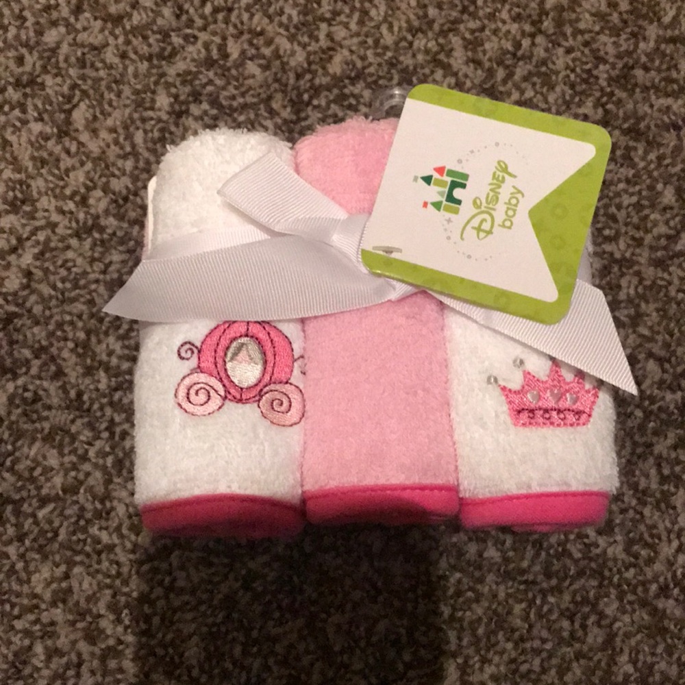 New Disney baby wash clothes